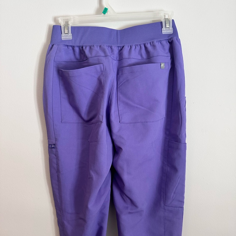 Fabletics Joggers - Picture 2 of 2